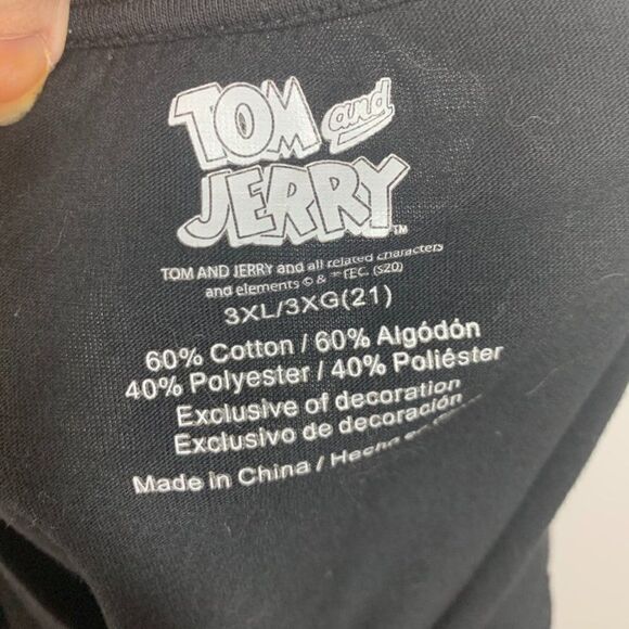 Tom and Jerry Crop T Shirt - Picture 7 of 7